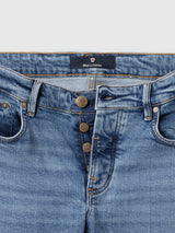 Close-up of the waistband and button fly of BGvinci Pala Used V3 Jeans in denim blue, featuring comfort stretch, five pockets, and contrast stitching.