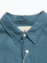 Close-up of the Blue de Gênes BGenric Hope L/S Shirt in Green Harvest, featuring a cutaway collar, white buttons, and a red cross tag inside—an ideal breathable summer shirt.