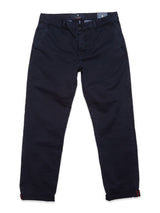 The Franco Genes Chino - Navy by Blue de Gênes is a straight-cut, garment-dyed dark blue pair of chinos, showcased flat. It includes belt loops, side pockets, and distinctive red stitching near the cuffs.